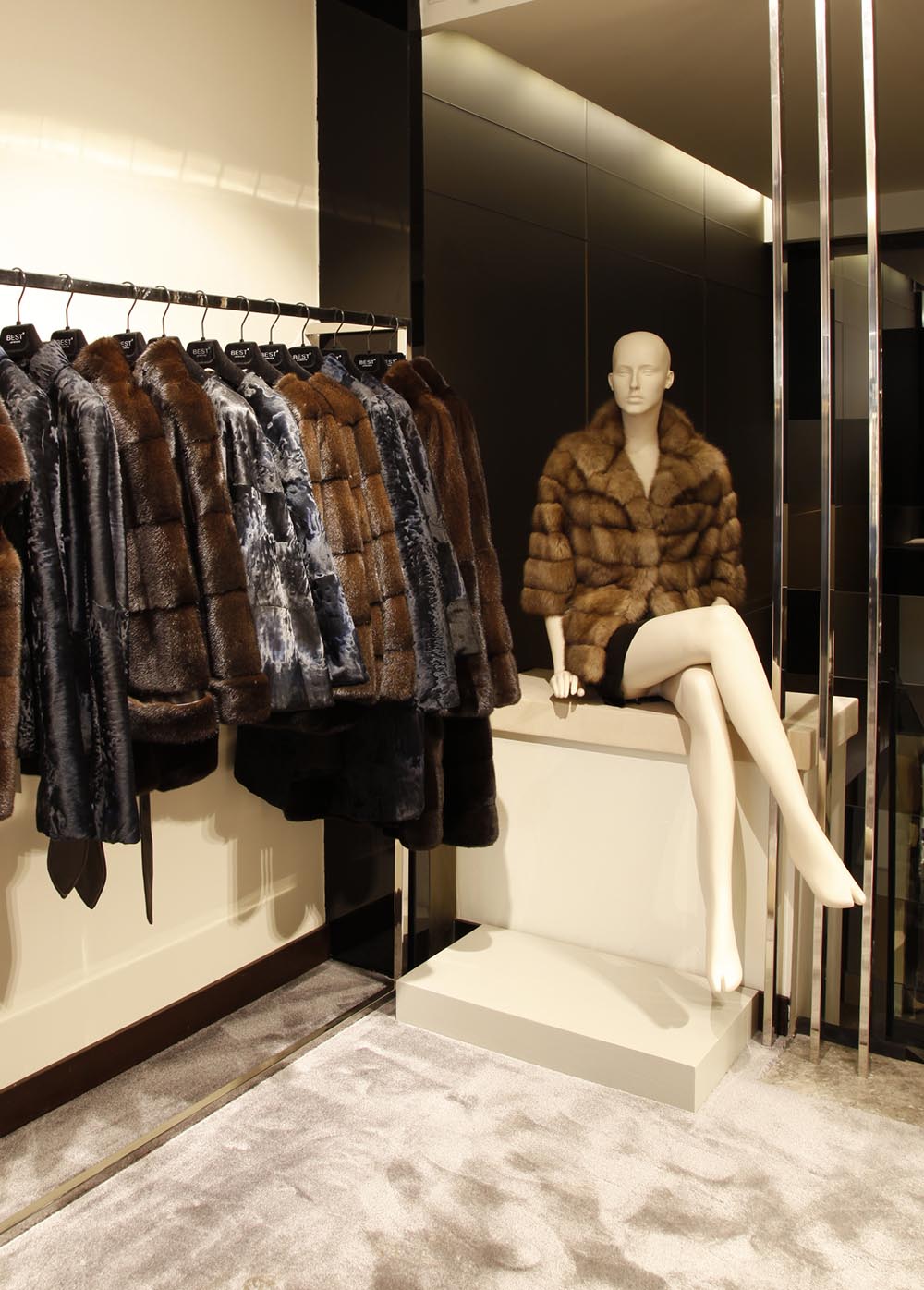 Store of leather and fur BEST in Istanbul